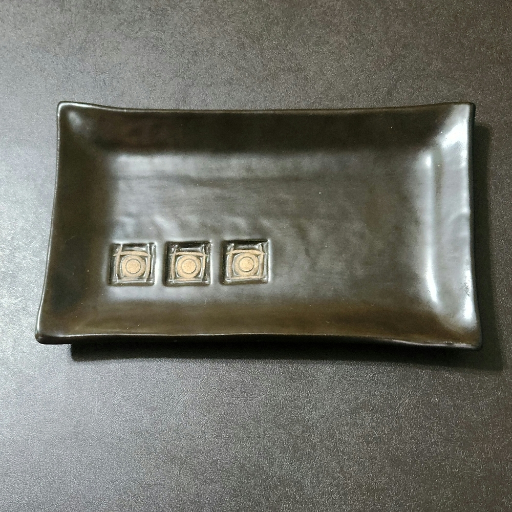 Handmade and carved sushi dish